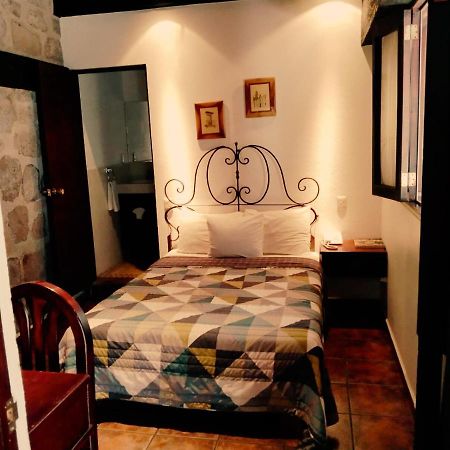 Hotel Meson De Los Remedios 모렐리아 외부 사진