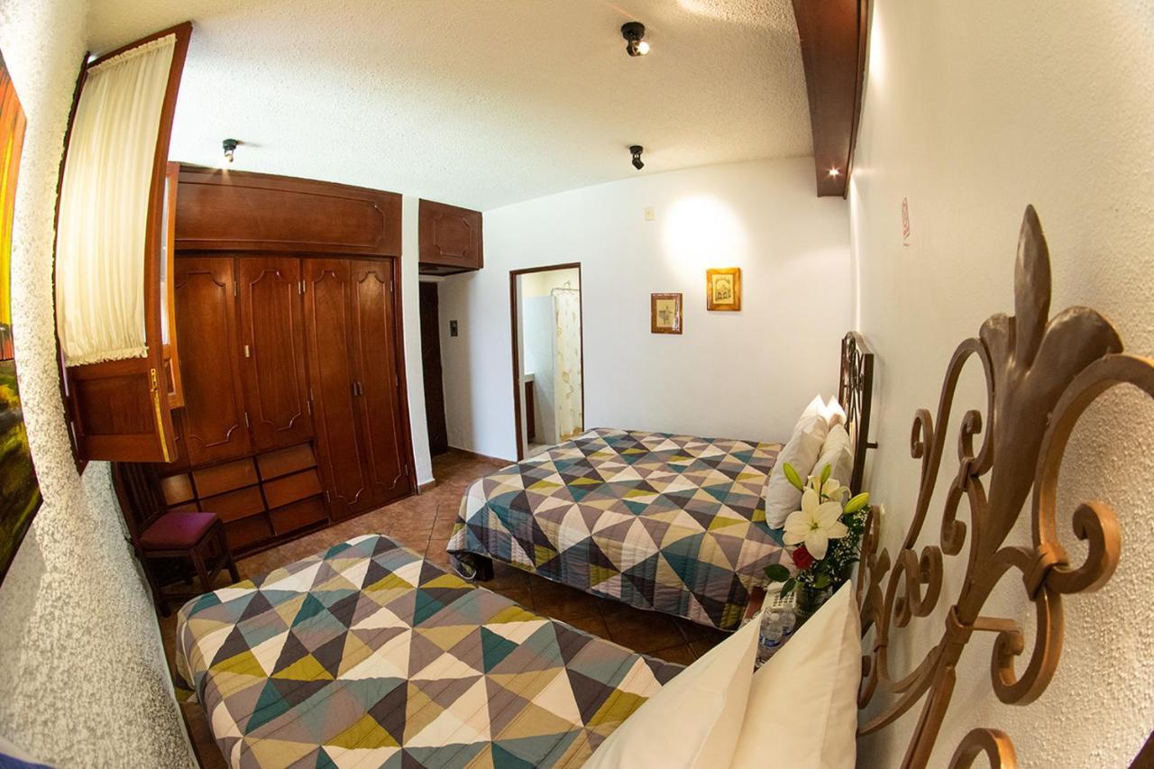 Hotel Meson De Los Remedios 모렐리아 외부 사진