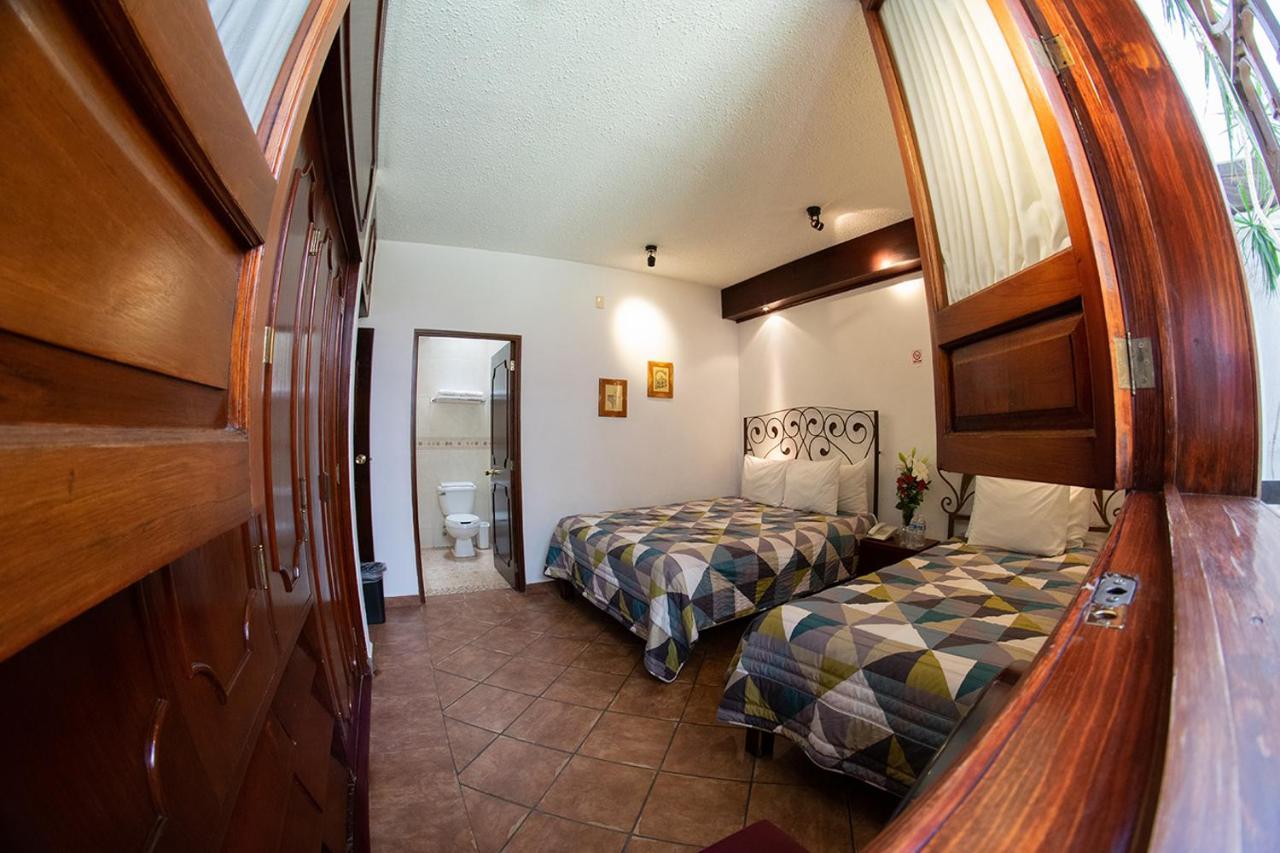 Hotel Meson De Los Remedios 모렐리아 외부 사진