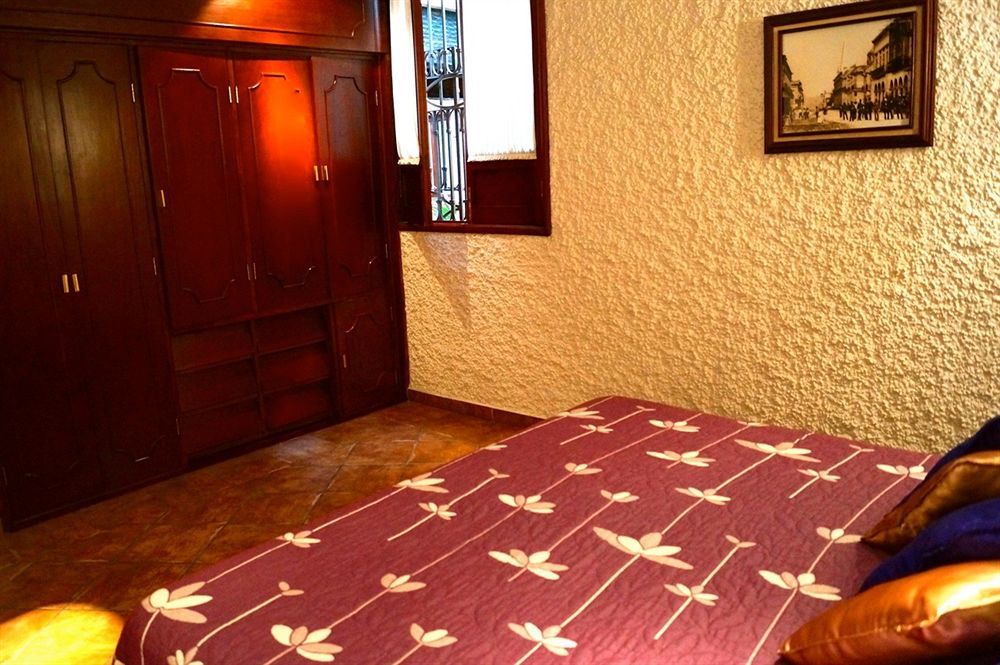 Hotel Meson De Los Remedios 모렐리아 외부 사진