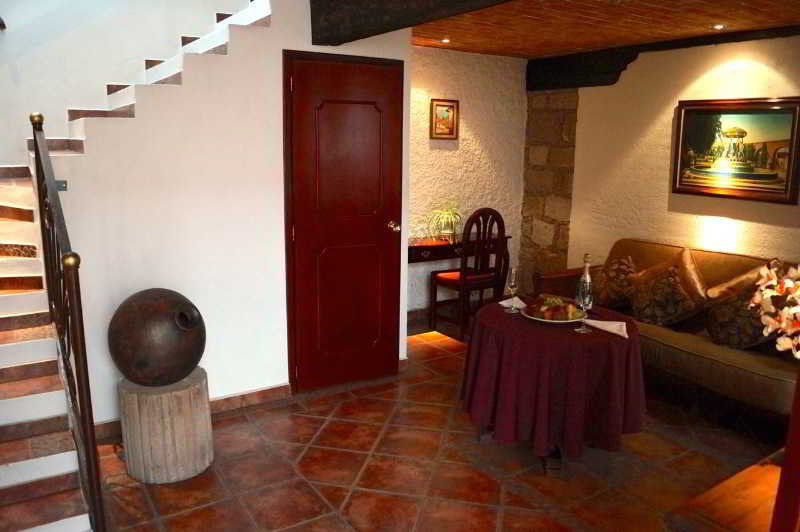 Hotel Meson De Los Remedios 모렐리아 외부 사진